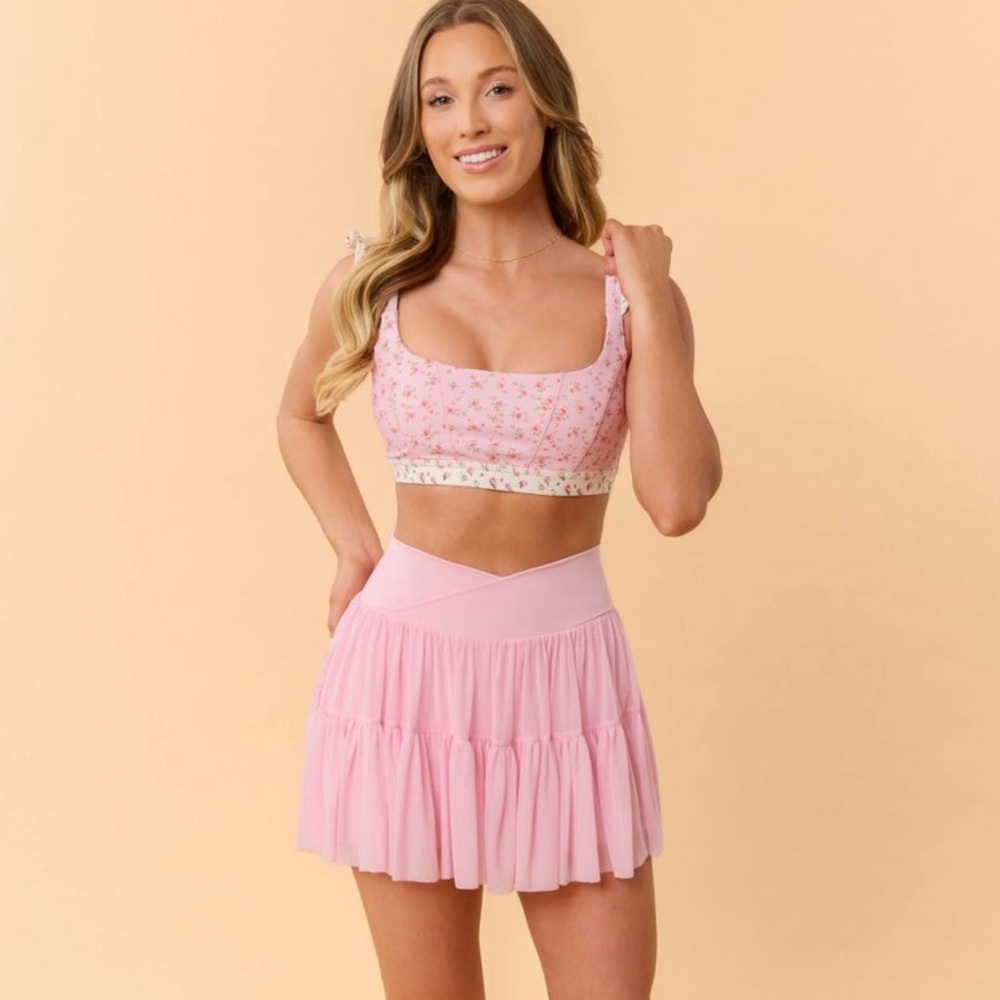 🎀 SOLD OUT NWT VIRAL BLOGILATES | Women’s Ruffle Corset Sports Bra 🌸
